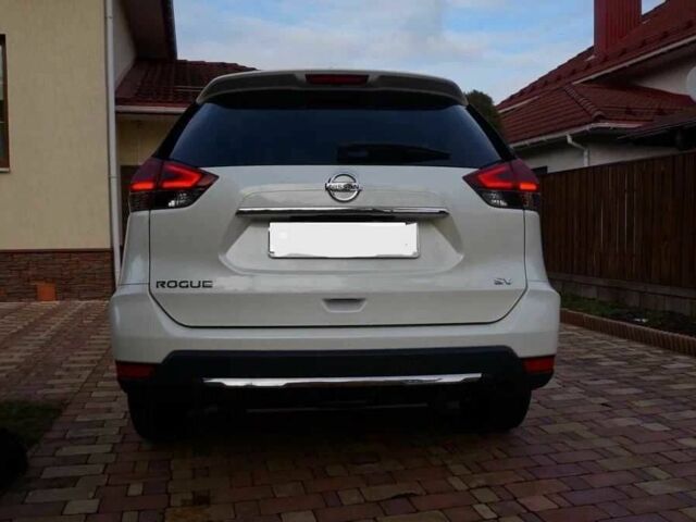 Белый Ниссан Rogue, объемом двигателя 2.5 л и пробегом 84 тыс. км за 14000 $, фото 9 на Automoto.ua