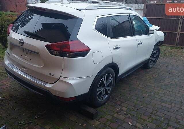 Белый Ниссан Rogue, объемом двигателя 2.49 л и пробегом 81 тыс. км за 7500 $, фото 2 на Automoto.ua