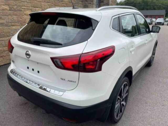 Белый Ниссан Rogue, объемом двигателя 2 л и пробегом 30 тыс. км за 8250 $, фото 4 на Automoto.ua