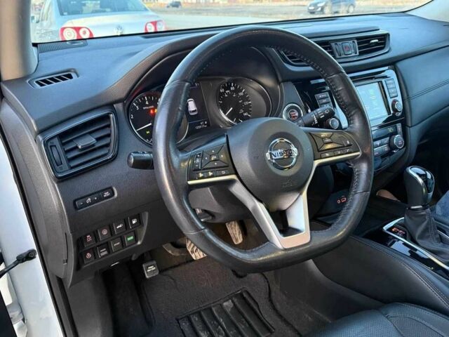 Белый Ниссан Rogue, объемом двигателя 2.5 л и пробегом 126 тыс. км за 14800 $, фото 9 на Automoto.ua