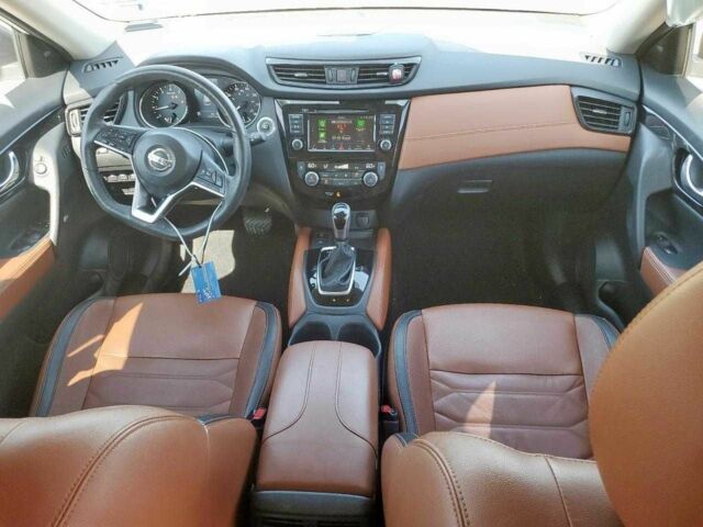 Белый Ниссан Rogue, объемом двигателя 2.5 л и пробегом 55 тыс. км за 2500 $, фото 7 на Automoto.ua