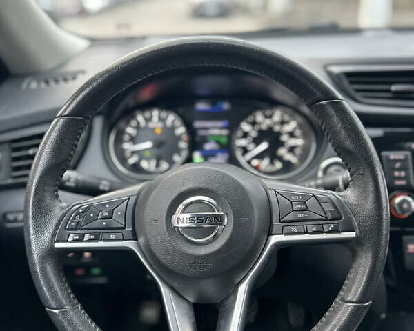 Белый Ниссан Rogue, объемом двигателя 2.49 л и пробегом 164 тыс. км за 14500 $, фото 16 на Automoto.ua