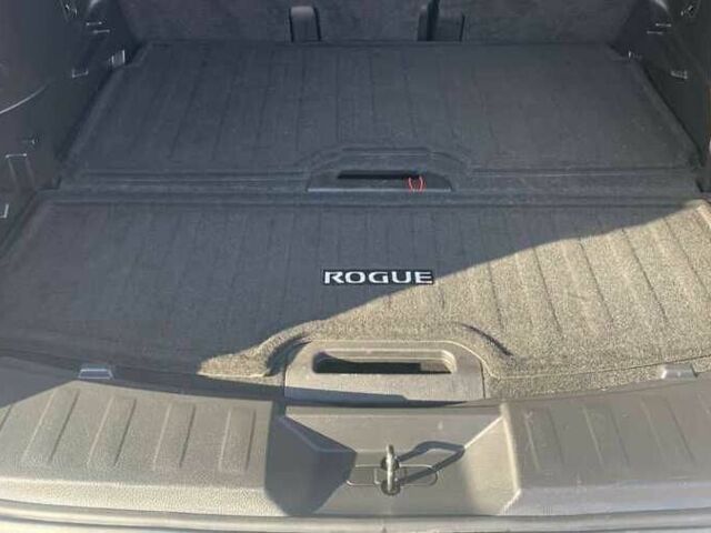 Белый Ниссан Rogue, объемом двигателя 2.5 л и пробегом 63 тыс. км за 12800 $, фото 13 на Automoto.ua