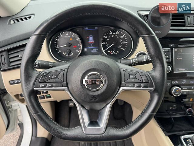 Белый Ниссан Rogue, объемом двигателя 2.49 л и пробегом 132 тыс. км за 16700 $, фото 27 на Automoto.ua