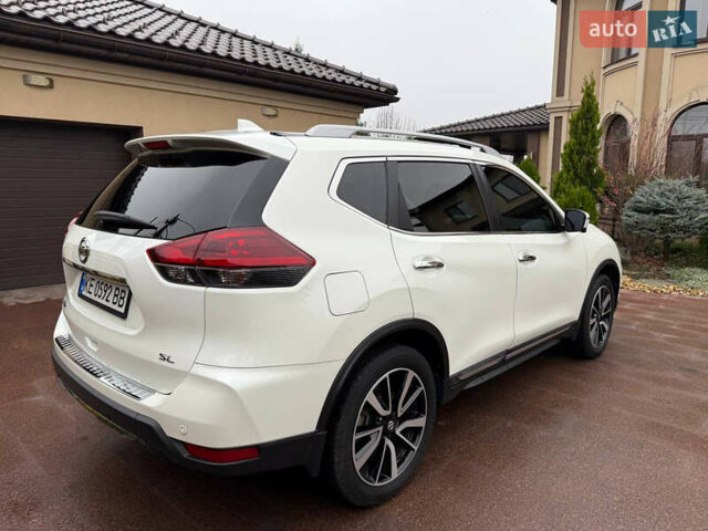 Белый Ниссан Rogue, объемом двигателя 2.49 л и пробегом 117 тыс. км за 17800 $, фото 5 на Automoto.ua