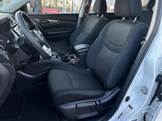 Білий Ніссан Rogue, об'ємом двигуна 2.5 л та пробігом 90 тис. км за 14200 $, фото 6 на Automoto.ua