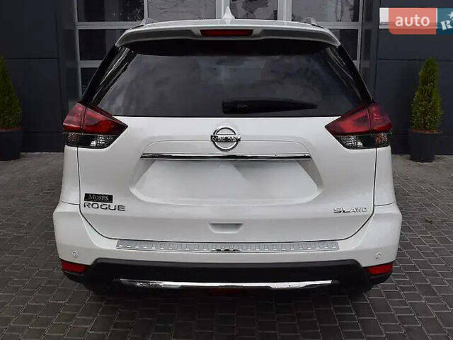 Білий Ніссан Rogue, об'ємом двигуна 2.49 л та пробігом 105 тис. км за 17500 $, фото 6 на Automoto.ua