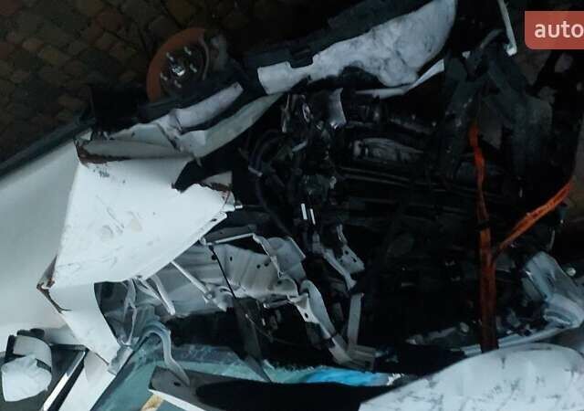 Белый Ниссан Rogue, объемом двигателя 2.49 л и пробегом 81 тыс. км за 7500 $, фото 16 на Automoto.ua