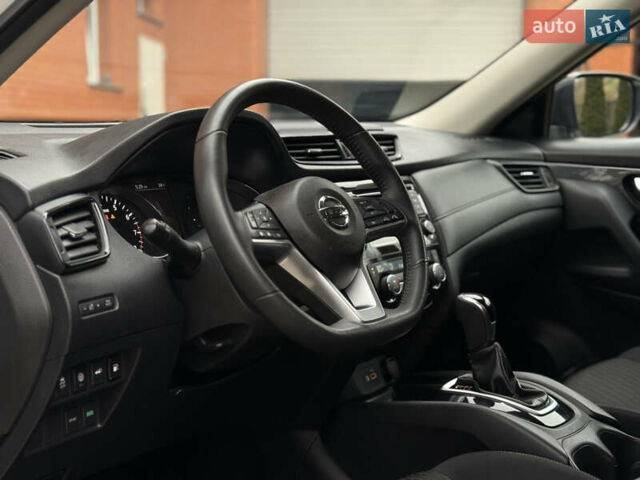 Белый Ниссан Rogue, объемом двигателя 2.5 л и пробегом 138 тыс. км за 13900 $, фото 27 на Automoto.ua