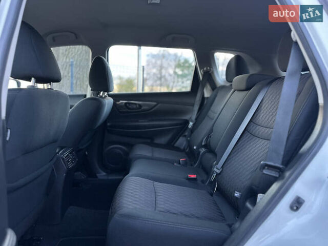 Білий Ніссан Rogue, об'ємом двигуна 2.49 л та пробігом 90 тис. км за 14200 $, фото 34 на Automoto.ua