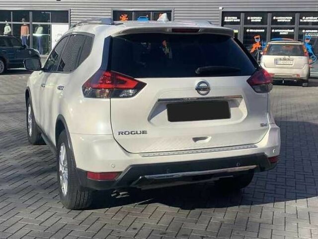 Белый Ниссан Rogue, объемом двигателя 2.5 л и пробегом 63 тыс. км за 12800 $, фото 10 на Automoto.ua