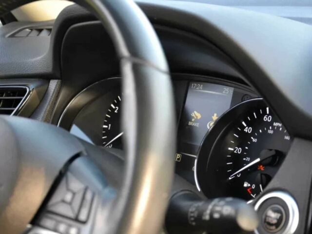 Белый Ниссан Rogue, объемом двигателя 2.5 л и пробегом 78 тыс. км за 12000 $, фото 13 на Automoto.ua