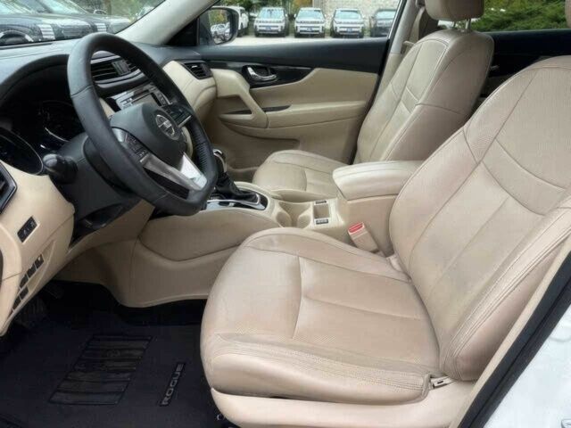 Белый Ниссан Rogue, объемом двигателя 2.5 л и пробегом 35 тыс. км за 8200 $, фото 10 на Automoto.ua