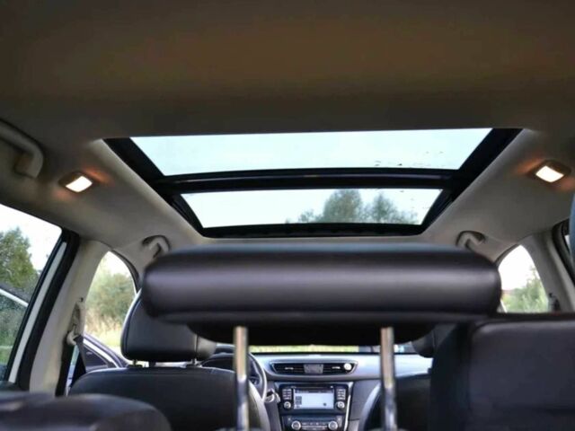 Білий Ніссан Rogue, об'ємом двигуна 2.5 л та пробігом 84 тис. км за 11000 $, фото 11 на Automoto.ua