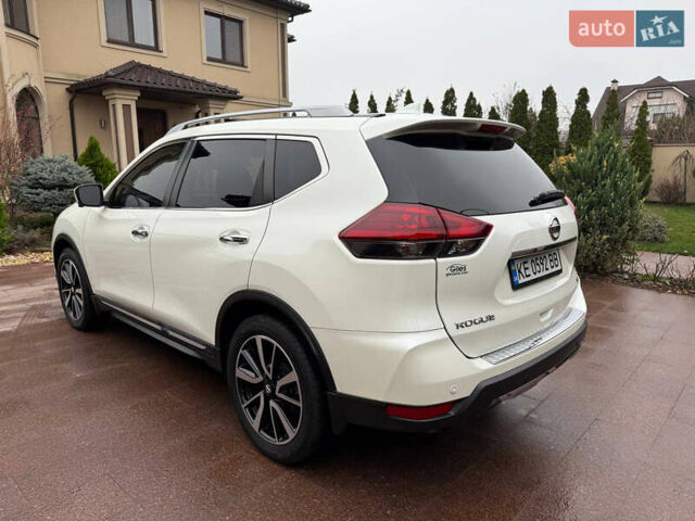 Белый Ниссан Rogue, объемом двигателя 2.49 л и пробегом 117 тыс. км за 17800 $, фото 6 на Automoto.ua