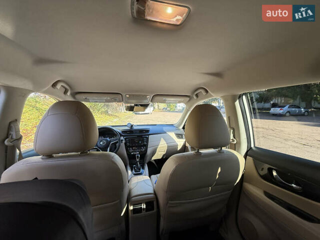 Белый Ниссан Rogue, объемом двигателя 2.49 л и пробегом 83 тыс. км за 16600 $, фото 13 на Automoto.ua