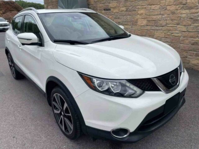 Белый Ниссан Rogue, объемом двигателя 2 л и пробегом 30 тыс. км за 8250 $, фото 2 на Automoto.ua