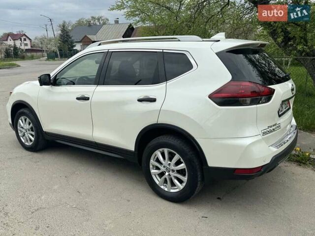 Білий Ніссан Rogue, об'ємом двигуна 2.49 л та пробігом 104 тис. км за 16500 $, фото 5 на Automoto.ua