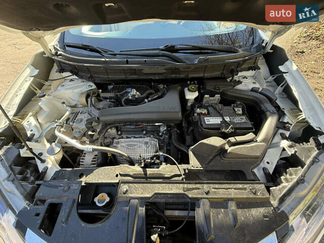 Белый Ниссан Rogue, объемом двигателя 2.49 л и пробегом 83 тыс. км за 16600 $, фото 15 на Automoto.ua