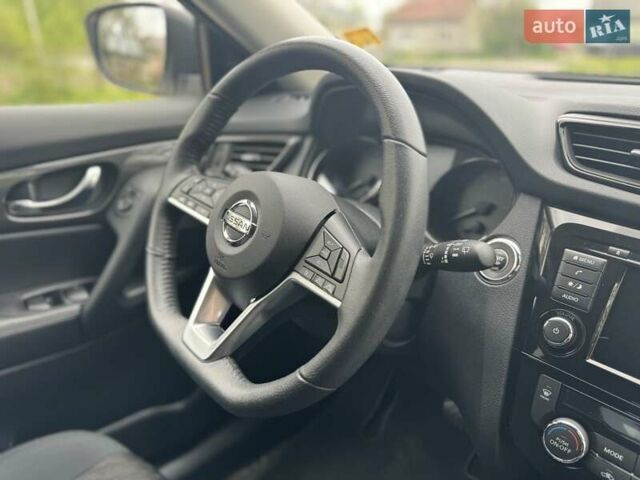 Білий Ніссан Rogue, об'ємом двигуна 2.49 л та пробігом 104 тис. км за 16500 $, фото 7 на Automoto.ua