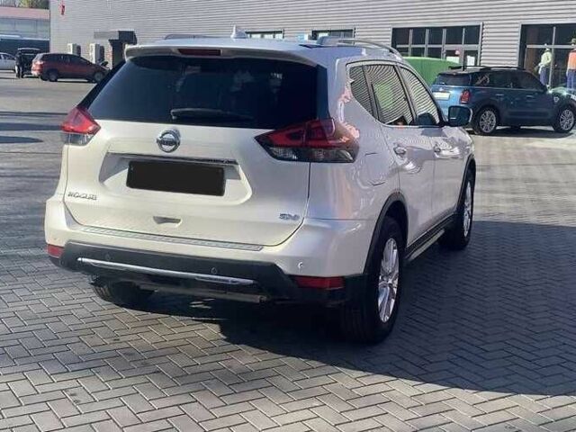 Белый Ниссан Rogue, объемом двигателя 2.5 л и пробегом 63 тыс. км за 12800 $, фото 12 на Automoto.ua