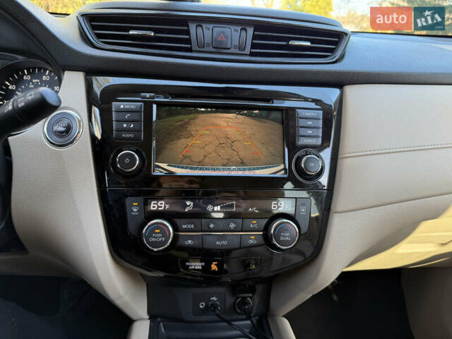 Белый Ниссан Rogue, объемом двигателя 2.49 л и пробегом 83 тыс. км за 16600 $, фото 12 на Automoto.ua