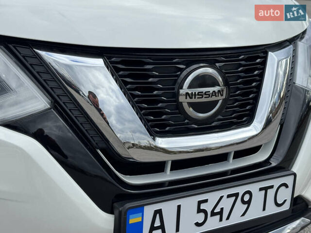 Белый Ниссан Rogue, объемом двигателя 2.49 л и пробегом 132 тыс. км за 16700 $, фото 17 на Automoto.ua
