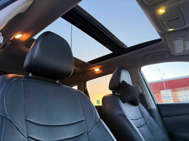 Белый Ниссан Rogue, объемом двигателя 2.5 л и пробегом 126 тыс. км за 14800 $, фото 15 на Automoto.ua