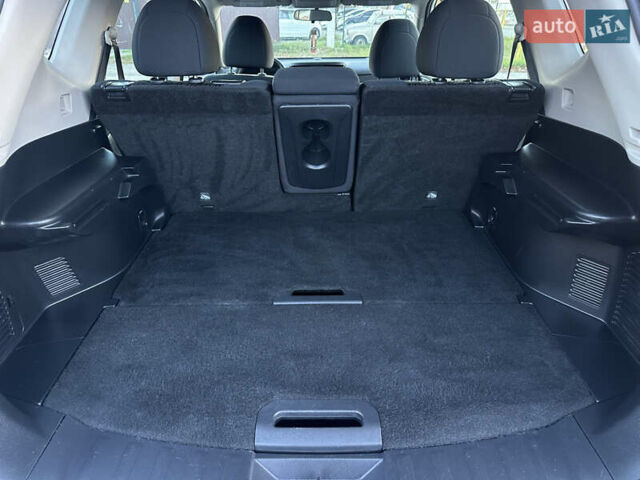 Білий Ніссан Rogue, об'ємом двигуна 2.49 л та пробігом 90 тис. км за 14200 $, фото 37 на Automoto.ua