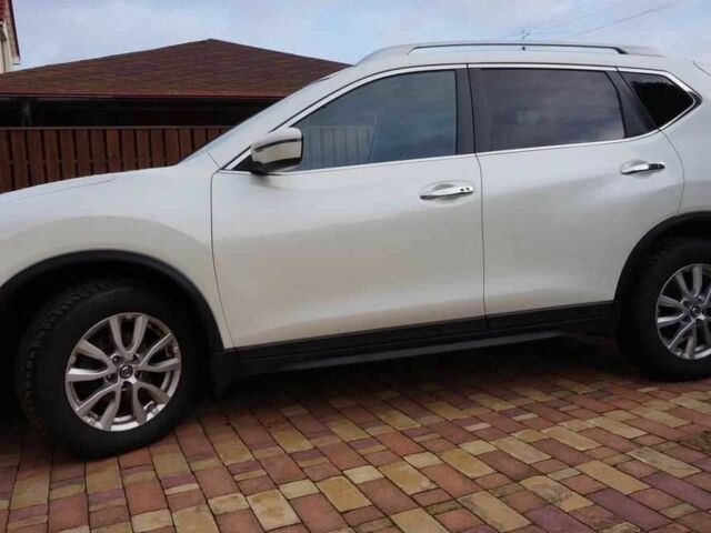 Белый Ниссан Rogue, объемом двигателя 2.5 л и пробегом 84 тыс. км за 14000 $, фото 6 на Automoto.ua