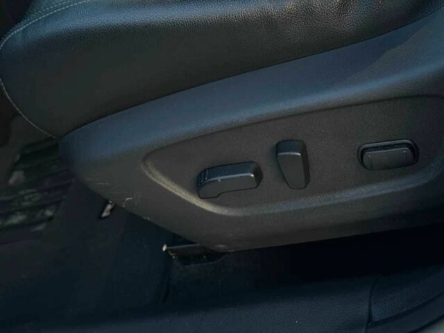 Белый Ниссан Rogue, объемом двигателя 2.5 л и пробегом 126 тыс. км за 14800 $, фото 14 на Automoto.ua