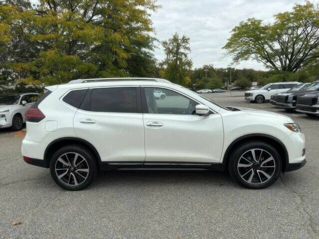 Белый Ниссан Rogue, объемом двигателя 2.5 л и пробегом 35 тыс. км за 8200 $, фото 4 на Automoto.ua