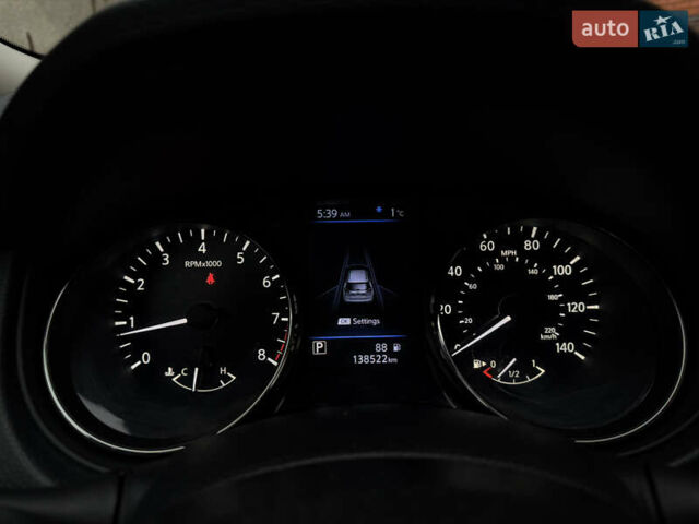 Белый Ниссан Rogue, объемом двигателя 2.5 л и пробегом 138 тыс. км за 13900 $, фото 61 на Automoto.ua