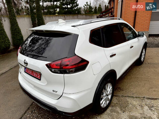 Белый Ниссан Rogue, объемом двигателя 2.5 л и пробегом 138 тыс. км за 13900 $, фото 22 на Automoto.ua