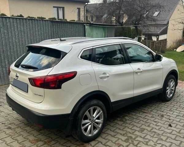 Белый Ниссан Rogue, объемом двигателя 2 л и пробегом 103 тыс. км за 11400 $, фото 5 на Automoto.ua