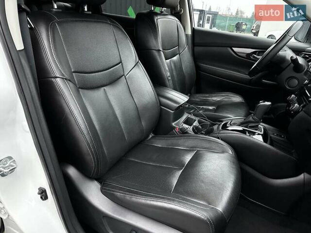 Белый Ниссан Rogue, объемом двигателя 2.49 л и пробегом 86 тыс. км за 20999 $, фото 44 на Automoto.ua