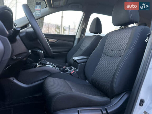 Білий Ніссан Rogue, об'ємом двигуна 2.49 л та пробігом 90 тис. км за 14200 $, фото 22 на Automoto.ua