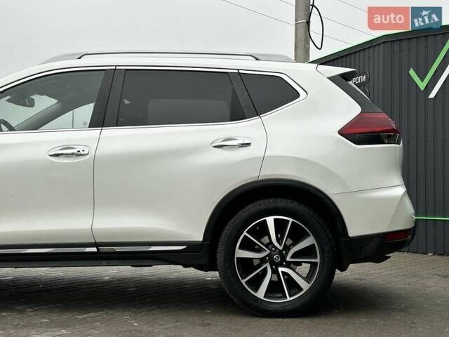 Белый Ниссан Rogue, объемом двигателя 2.49 л и пробегом 86 тыс. км за 20999 $, фото 7 на Automoto.ua