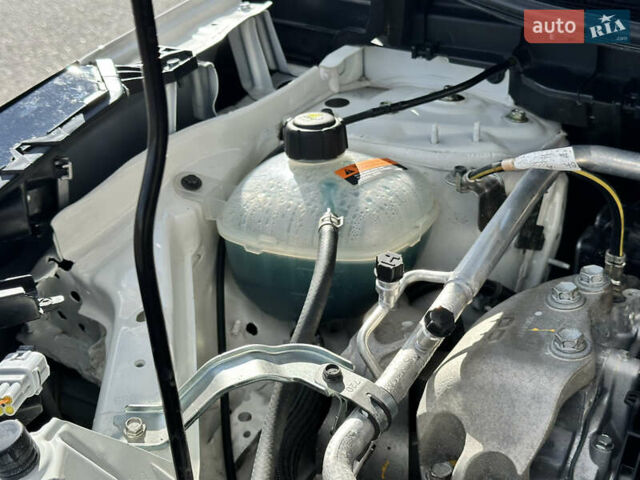 Білий Ніссан Rogue, об'ємом двигуна 2.49 л та пробігом 94 тис. км за 21499 $, фото 86 на Automoto.ua