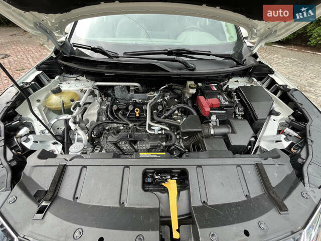 Белый Ниссан Rogue, объемом двигателя 2.49 л и пробегом 142 тыс. км за 21900 $, фото 22 на Automoto.ua