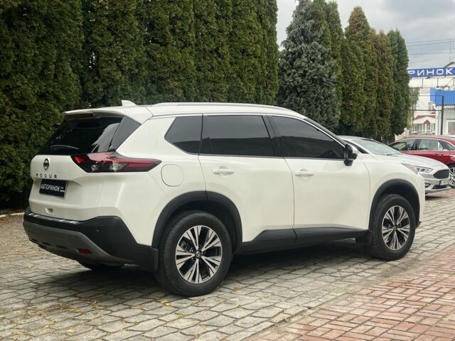 Белый Ниссан Rogue, объемом двигателя 2.5 л и пробегом 36 тыс. км за 22500 $, фото 3 на Automoto.ua