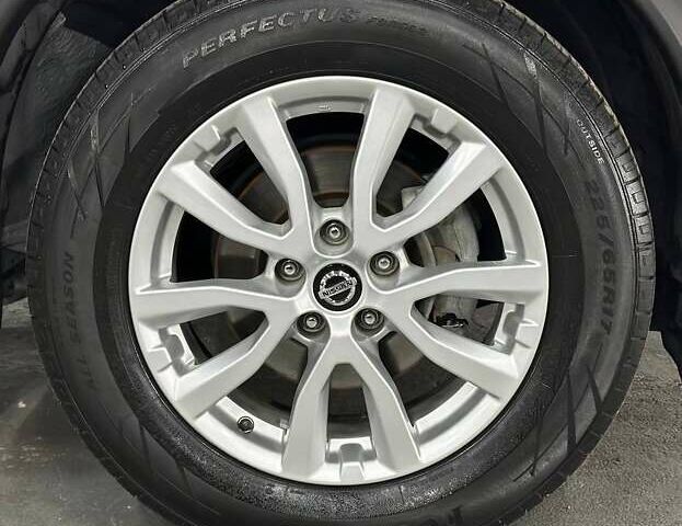 Белый Ниссан Rogue, объемом двигателя 2.5 л и пробегом 103 тыс. км за 16999 $, фото 26 на Automoto.ua