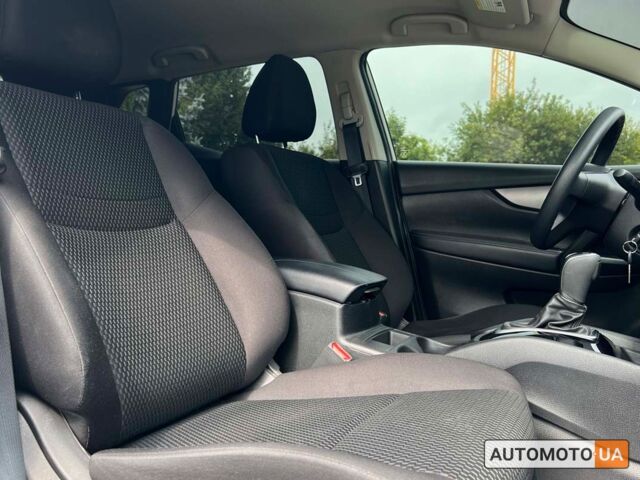 Белый Ниссан Rogue, объемом двигателя 2 л и пробегом 63 тыс. км за 17200 $, фото 8 на Automoto.ua