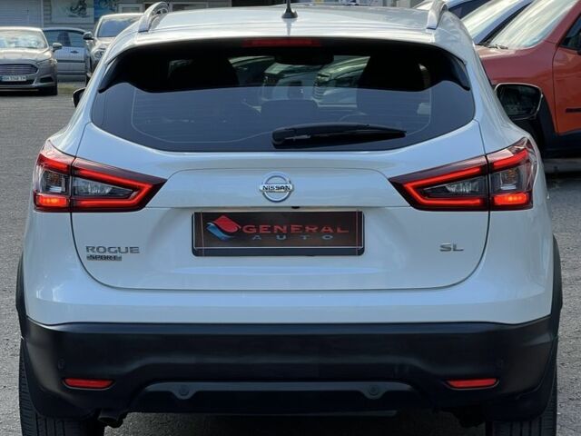 Білий Ніссан Rogue, об'ємом двигуна 2 л та пробігом 30 тис. км за 18999 $, фото 15 на Automoto.ua