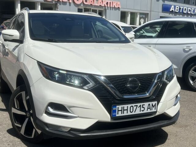 Білий Ніссан Rogue, об'ємом двигуна 2 л та пробігом 30 тис. км за 18999 $, фото 8 на Automoto.ua