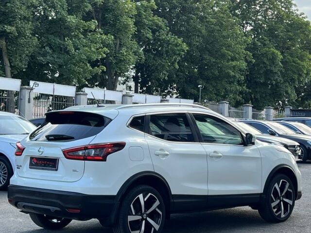 Білий Ніссан Rogue, об'ємом двигуна 2 л та пробігом 30 тис. км за 18999 $, фото 16 на Automoto.ua