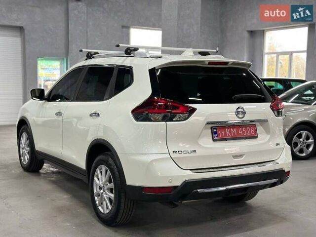Белый Ниссан Rogue, объемом двигателя 2.5 л и пробегом 103 тыс. км за 16999 $, фото 4 на Automoto.ua
