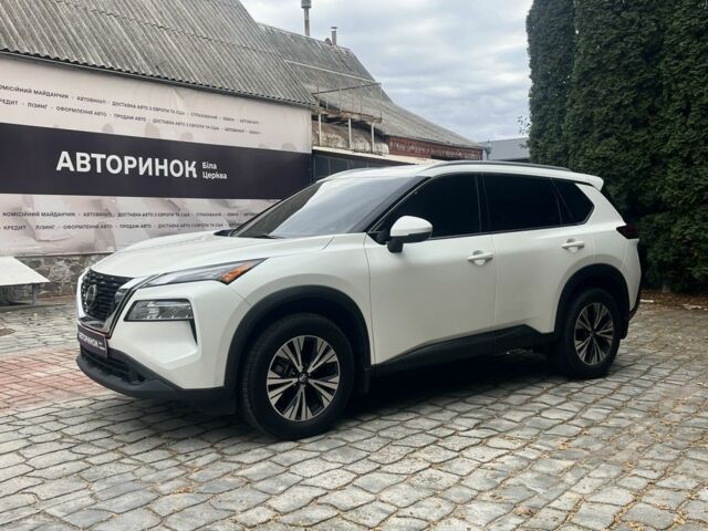 Белый Ниссан Rogue, объемом двигателя 2.5 л и пробегом 36 тыс. км за 22500 $, фото 6 на Automoto.ua