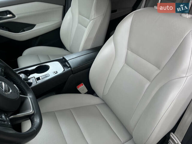 Белый Ниссан Rogue, объемом двигателя 2.49 л и пробегом 142 тыс. км за 21900 $, фото 26 на Automoto.ua