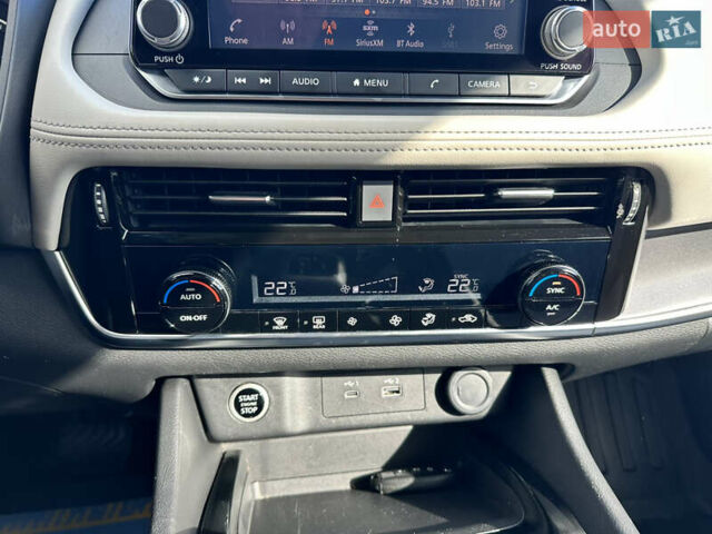 Білий Ніссан Rogue, об'ємом двигуна 2.49 л та пробігом 94 тис. км за 21499 $, фото 59 на Automoto.ua